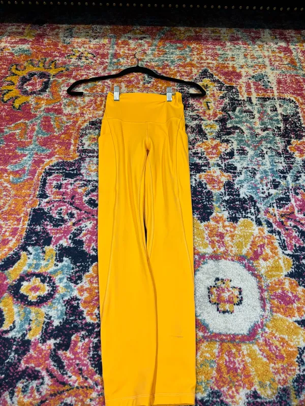 Lululemon bra and leggings orange set!(WORN) - Image 2