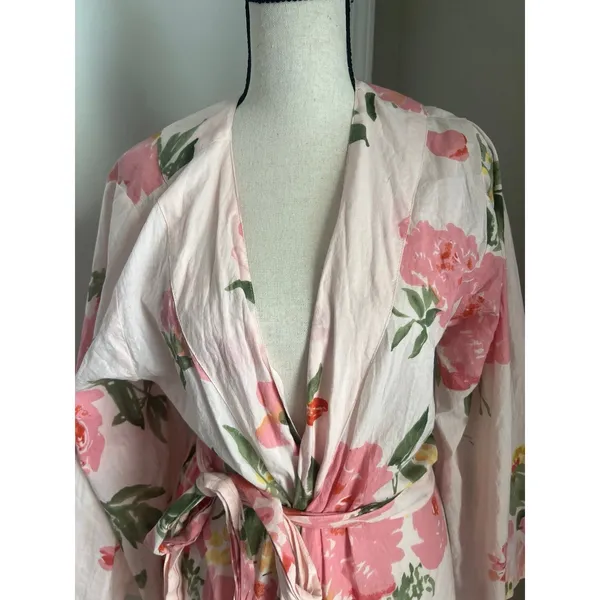 Plum pretty sugar kimono/ robe - Image 2