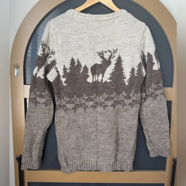 Gesvages Women’s Brown&Cream Reindeer Sweater One Size - Image 5