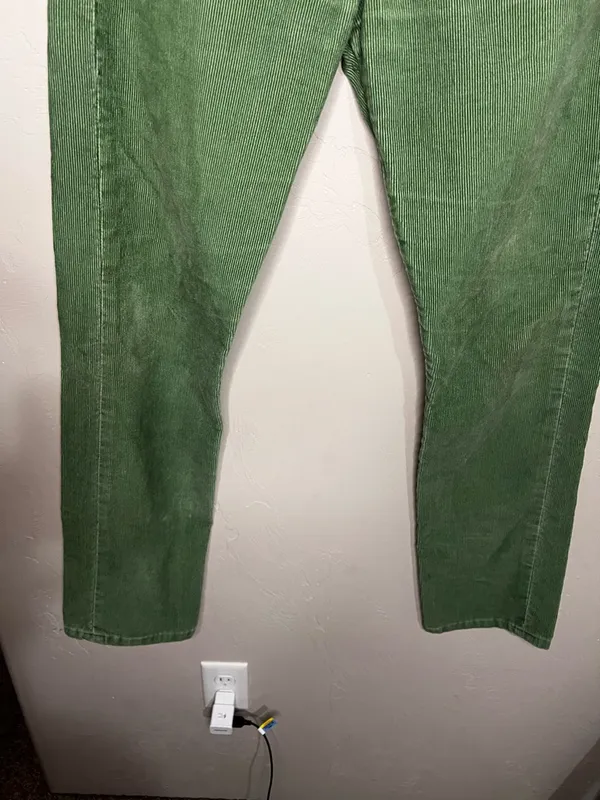 Levis Vintage‎ Y2K Green Corduroy Straight-Leg Button Fly Pants - Image 4