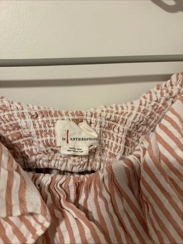 Anthropologie Ruffle Smocked Blouse Size XS - Image 3