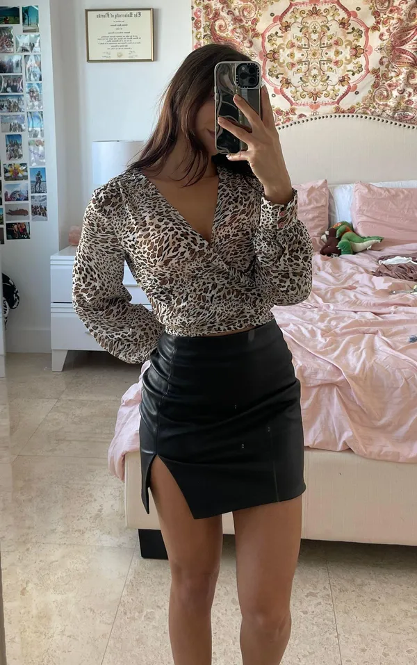 Front Tie Animal Print Top - Image 3