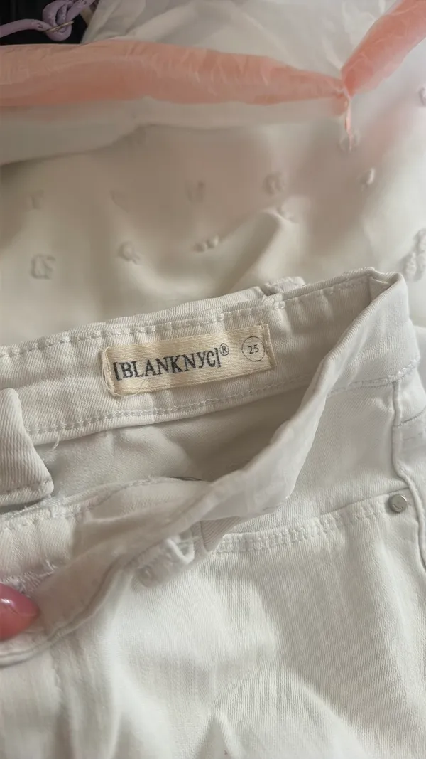 Revolve Blank NYC White Fringe Jeans - Image 4
