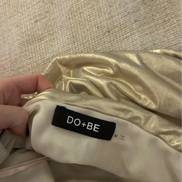 NWOT DO+BE gold ruched one shoulder crop top - Image 2