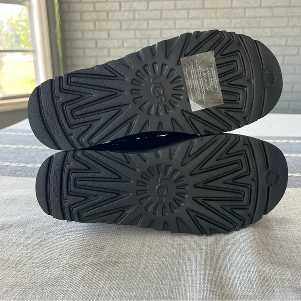 New Ugg Ultra Mini Hybrid Black Boots Womens Size 7 - Image 6