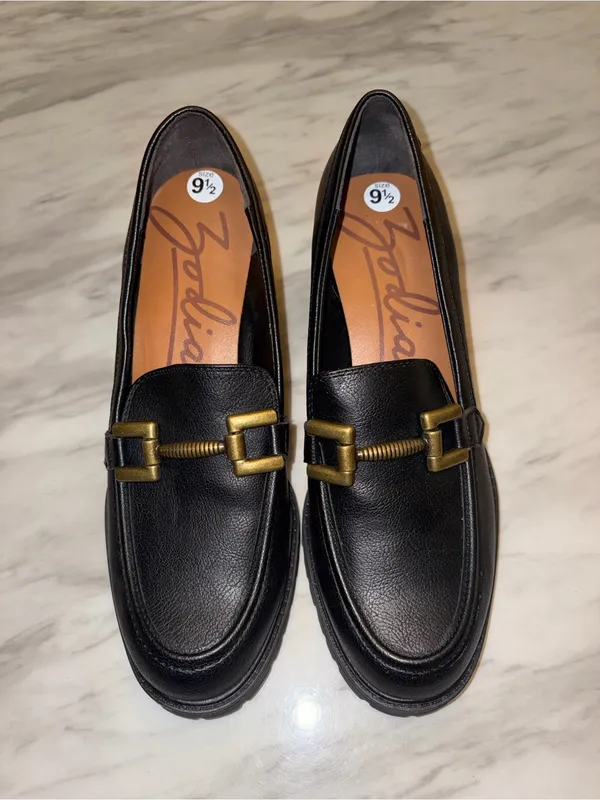 Zodiac Black Platform Lug Sole Heeled Loafers Buckle Detail Size 9.5 - Image 2