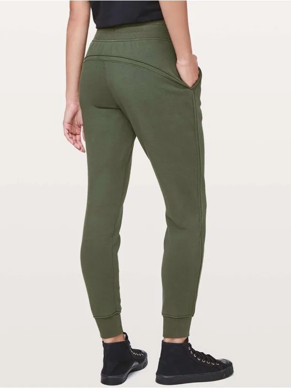 Lululemon Warm Down Jogger II 28" Camo Green W5CJQS size 6 - Image 2