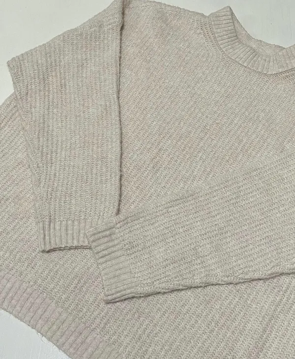 American Eagle sweater - Image 2