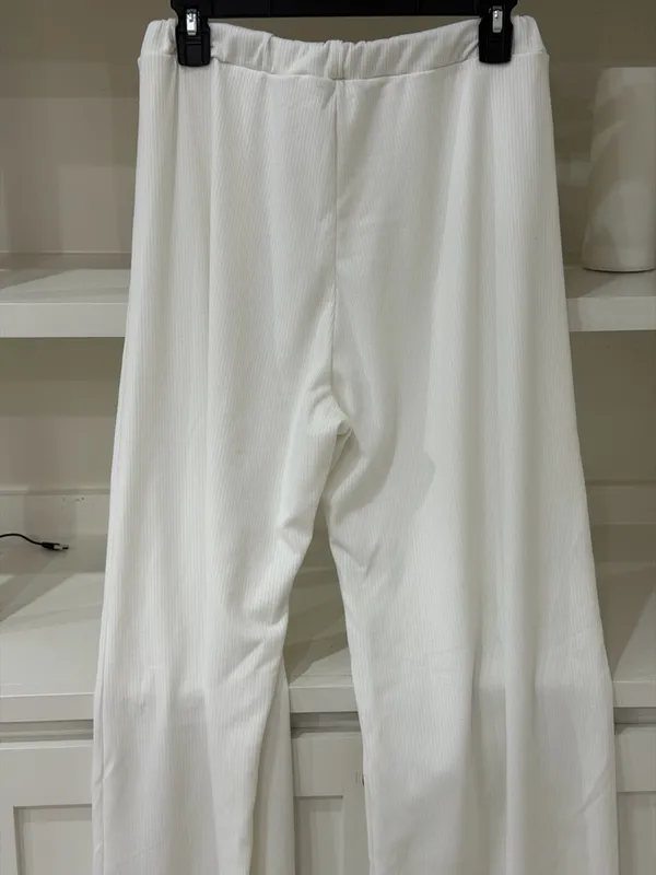 Lulu's White Ribbed Lounge Pants with Black Logo Tag - Image 2