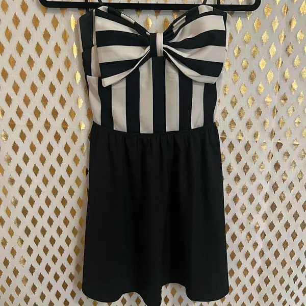 Striped bow tube top dress flowy sexy referee mini skirt mine size S - Image 3