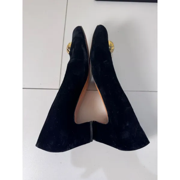 Vintage Salvatore Ferragamo Velvet Pumps Women 7.5 Black Gold Studded Minimalist - Image 5