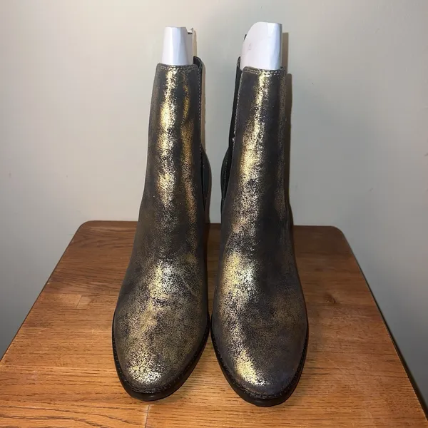 Lauren Ralph Lauren Mylah Metallic Chelsea Booties‎ Women 9.5 Bronze Gold NEW - Image 6