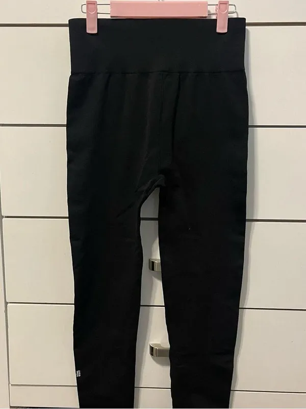We Wore What Seamless Black Leggings - Image 2