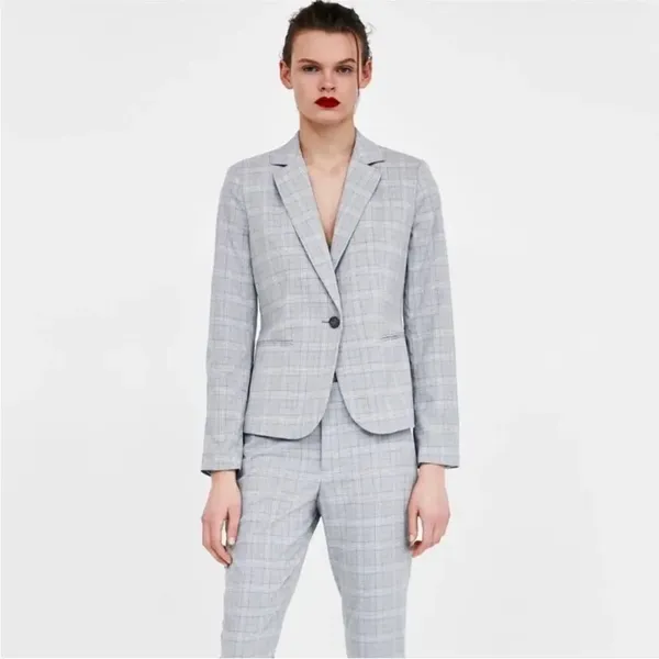 Zara Women’s Blazer with Classic Check Pattern Size 4 - Image 7