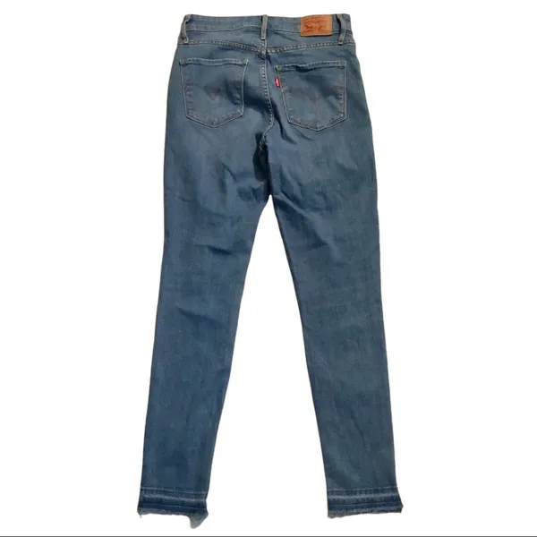 Levi’s 721 High Rise Distressed Skinny Jean Size 28x30 - Image 3
