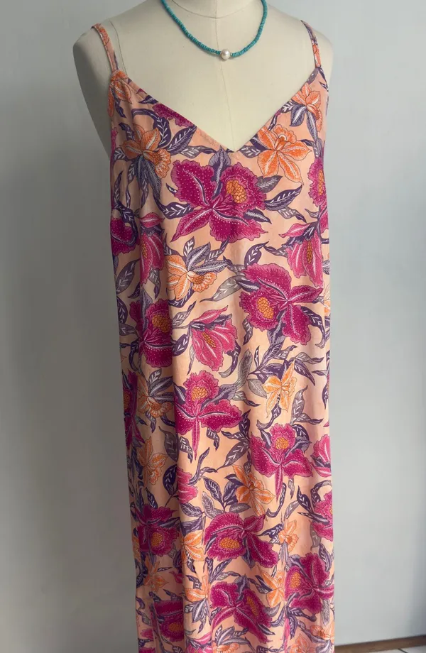 Floral maxi Dress NWT - Image 4