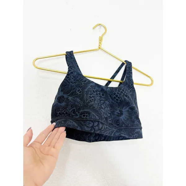 Lululemon Free To Be Serene Bra Size 6 Strappy Back Floral Print Blue Yoga - Image 9