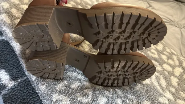 Arizona Heels Jean Company - Image 3