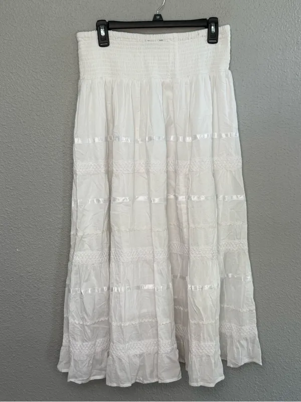 J Gee White Boho Maxi Skirt Size Small Tiered Ribbon Trim - Image 2