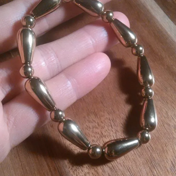 Golden Color Hematite Beaded Stretch Bracelet - Image 2