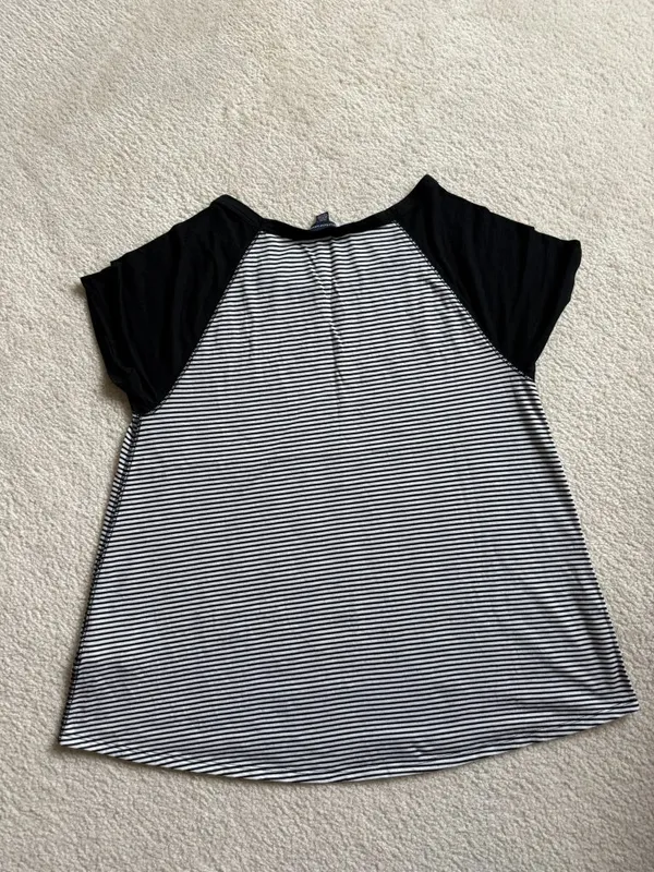 American Eagle Stripped Vintage TShirt in M - Image 2