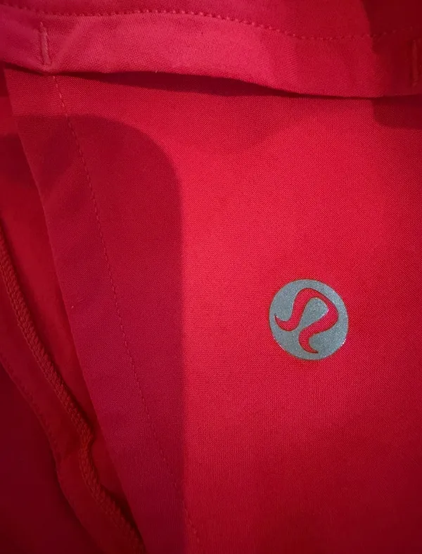 Lululemon Speed Up Low-Rise Lined Short 2.5” Carnation Red - Image 4