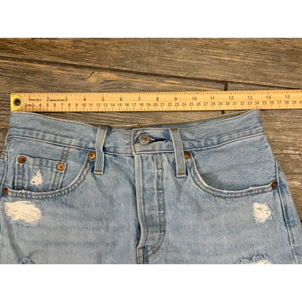 Levis 501 Original High Rise Distressed Denim Shorts‎ Light Wash W25 Booty Party - Image 5
