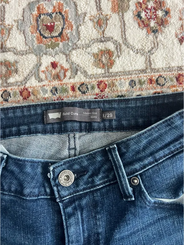 Levi’s Skinny Jeans - Image 2