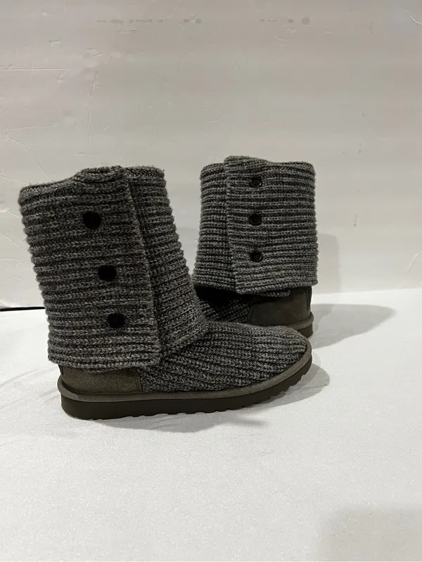 Ugg Carly Boots Size 7 Heathered Gray Knit Tall Short - Image 3