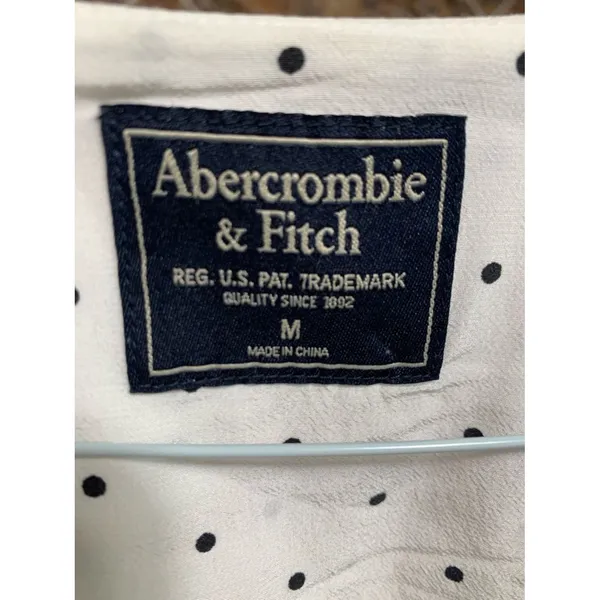 Abercrombie & Fitch White Polka Dot Tie Front Crop Top 3/4 Sleeve Size Medium - Image 2