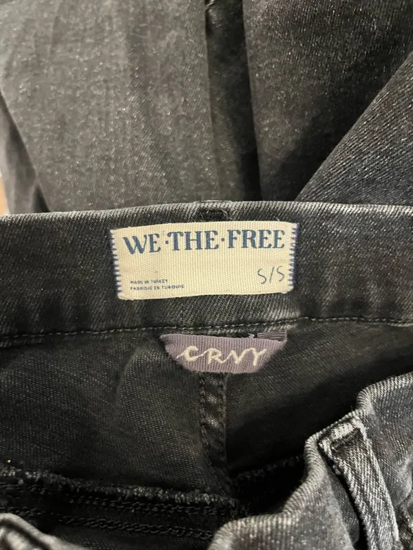 We The Free Crvy Washed Black‎ Flare Jeans Elastic Waist Size Small - Image 3