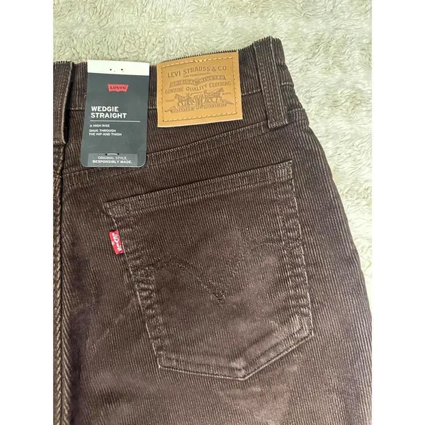 Levi's vintage-inspired button-fly Wedgie Straight corduroy pants Size 28x28 - Image 8