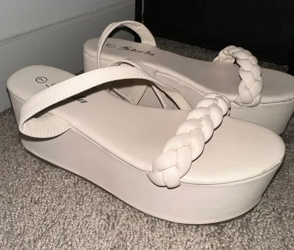 SheIn Cream Platform Wedges - Image 3