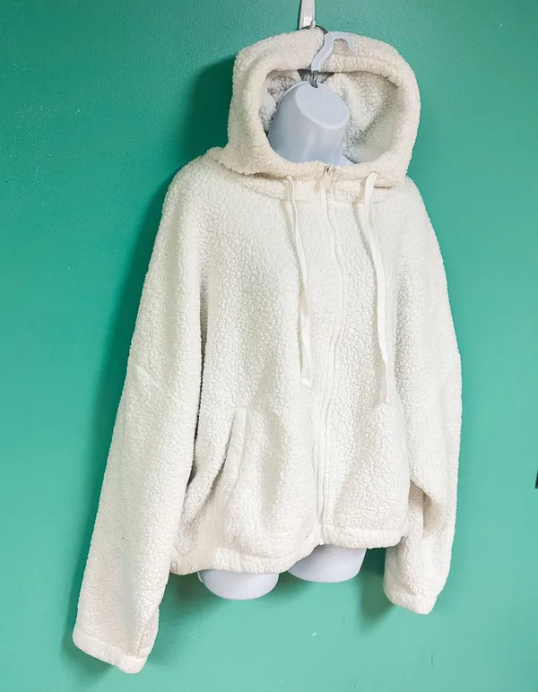 Aeropostale White Sherpa Hooded Zip Up Teddy Coat - Image 3