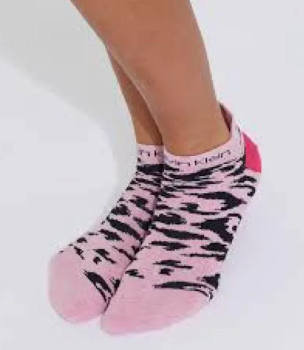 NWT Calvin Klein Leopard Back Tab no show socks - Image 2