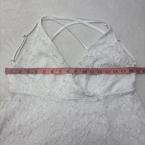 Showpo White Lace Wedding Party Dress‎ Size 10 - Image 9