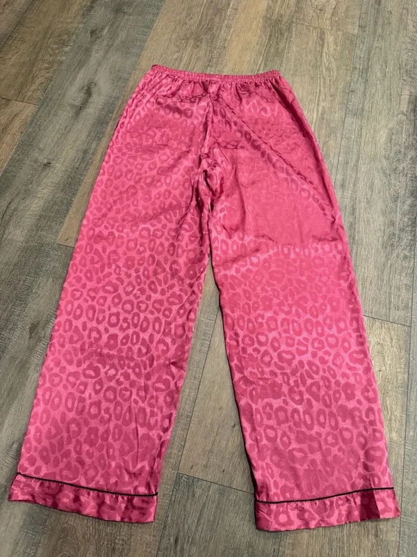Amazon pink cheetah pajama set - Image 3