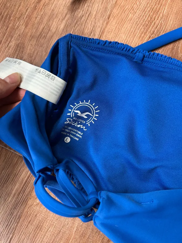 Hollister blue large swim top - Image 2