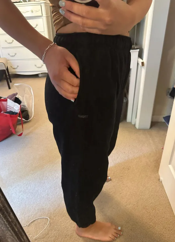 Aritzia TNA Cozy Fleece Mega Fit Sweatpants - Image 3