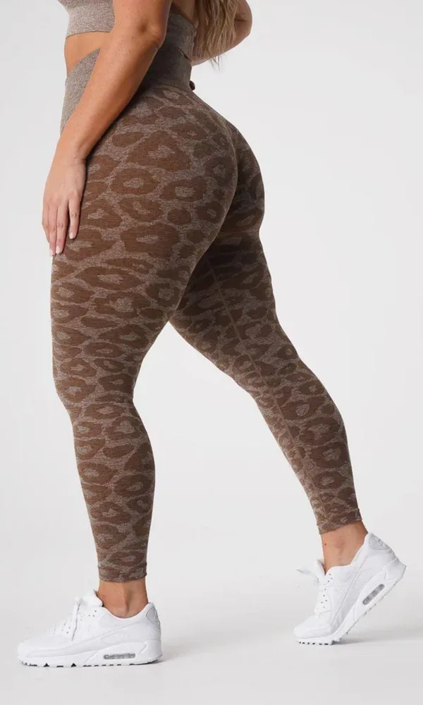 NVGTN Camo Seamless Leggings - Image 4