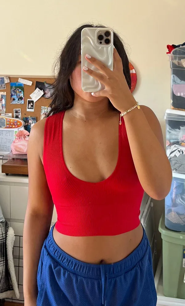 Urban Outfitters Red Seamless Tank Top - Image 2