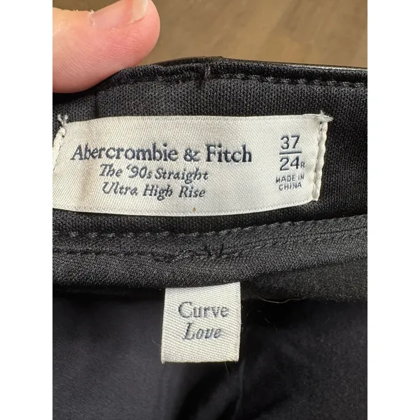 Abercrombie‎ & Fitch Curve Love Vegan Leather 90's Straight Pant Size 37 - Image 5