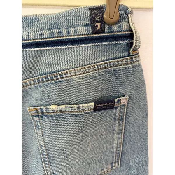7 For All Mankind Light Blue Mid-Rise Denim Bermuda Shorts Lola shorts size 27 - Image 6
