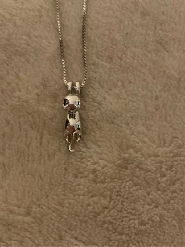 Minimalist Silver Pendant Necklace in Silver - Image 2