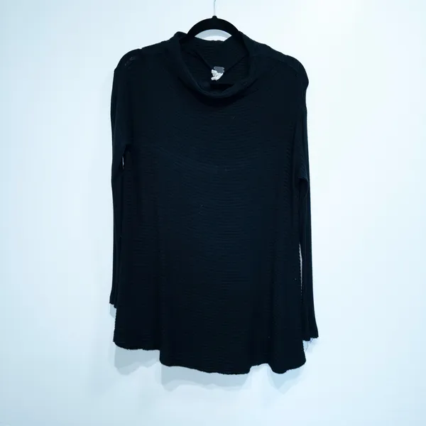 Free People We The Free Black Lovers Thermal Ribbed Split Back Sweater Medium - Image 2