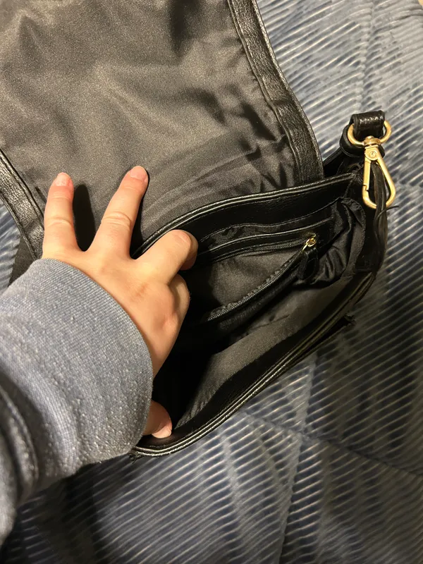 Black Purse - Image 4