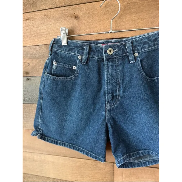 Silver-jeans-co Women's Blue and Navy Shorts - Image 6