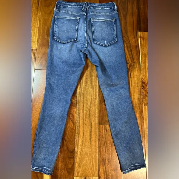 Good American Good Legs Crop Skinny Jeans - Image 9