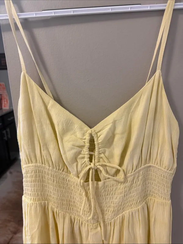 Hippie Rose Butter Yellow Smocked Tiered Midi Dress – Size Medium – NWT - Image 4