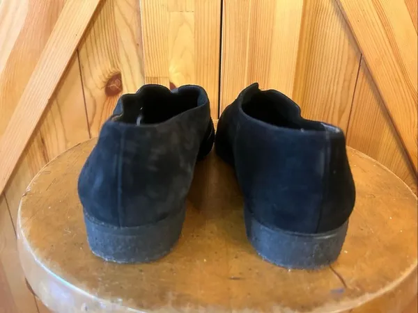Stuart Weitzman Women's Black Suede Slip On Loafers Shoes Size 8 - Image 4